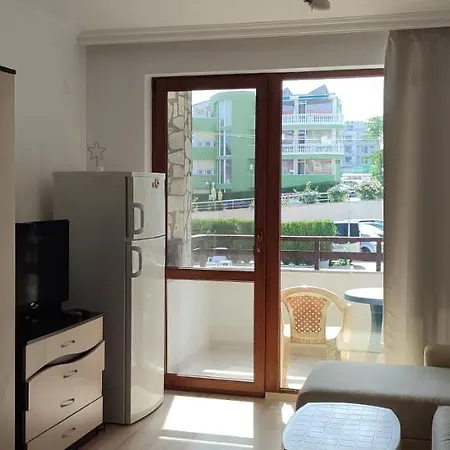 Dom-el Real Amphora アパート *